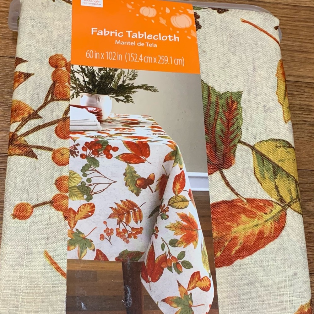Autumn Leaves Fabric Tablecloth 60 x 102 New in pkg